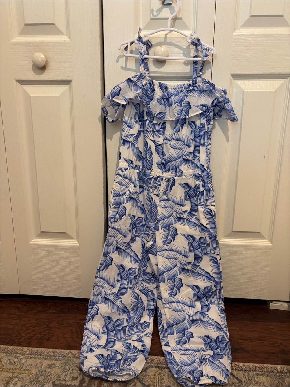 Janie and Jack Blue and White Leaf-Print Cold-Shoulder Jumpsuit